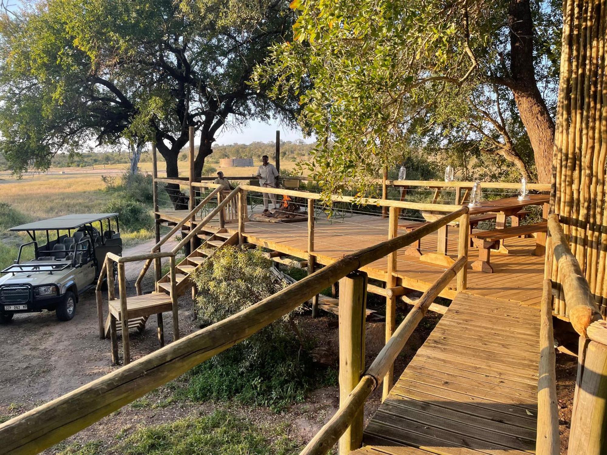 Rhino Walking Safaris Hotel Skukuza Ngoại thất bức ảnh