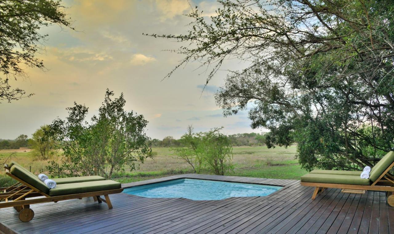Rhino Walking Safaris Hotel Skukuza Ngoại thất bức ảnh