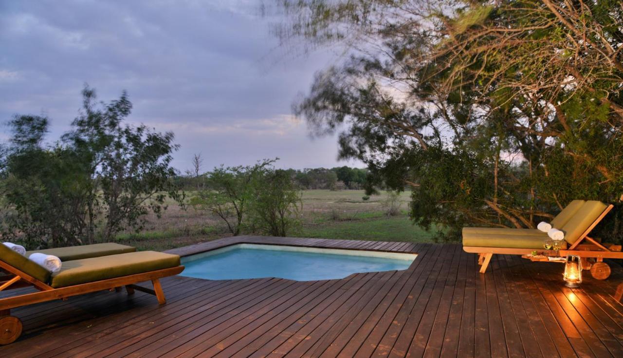 Rhino Walking Safaris Hotel Skukuza Ngoại thất bức ảnh